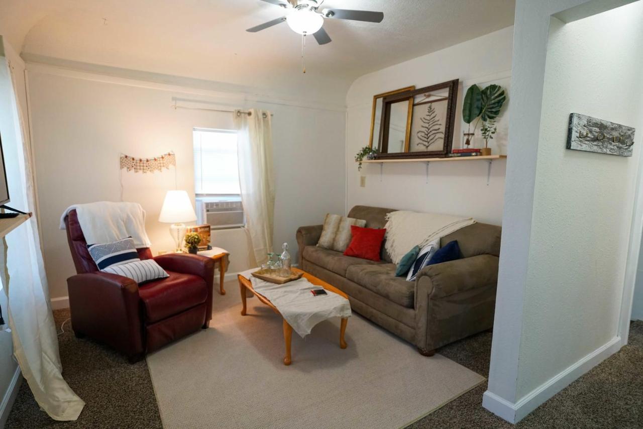 2 Bedroom Apartment Near Ndsu And Downtown Fargo Exterior foto