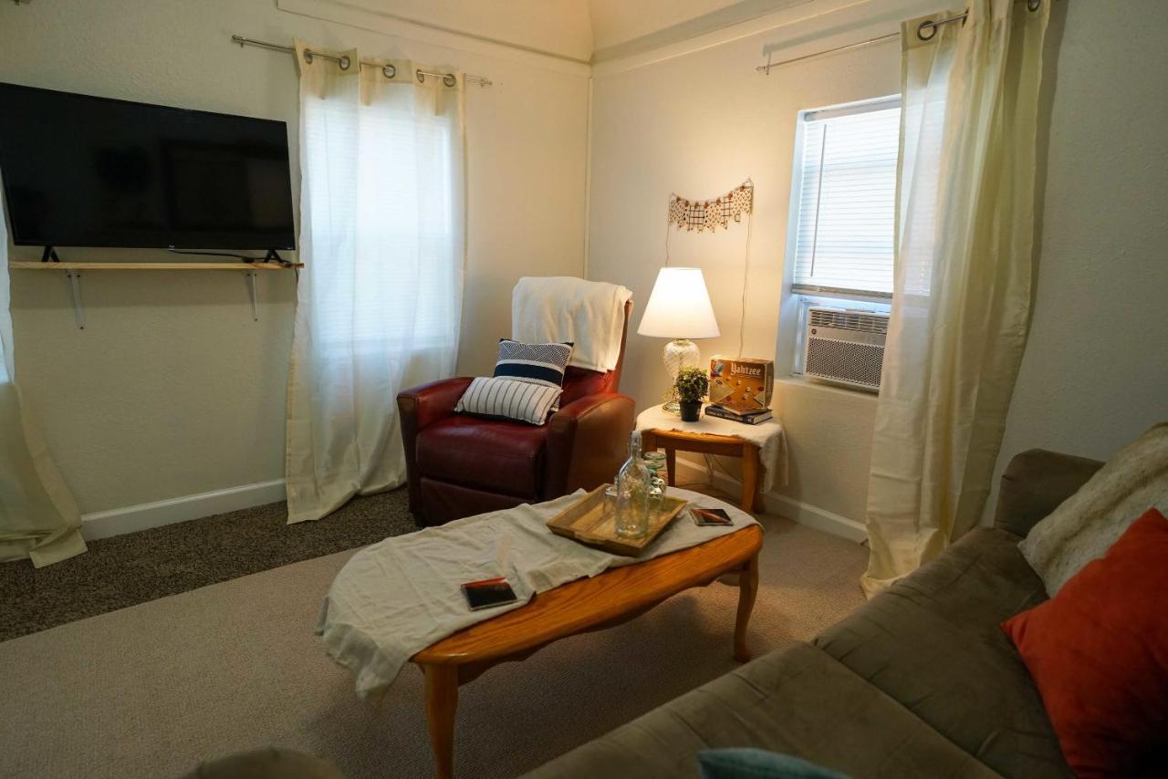 2 Bedroom Apartment Near Ndsu And Downtown Fargo Exterior foto